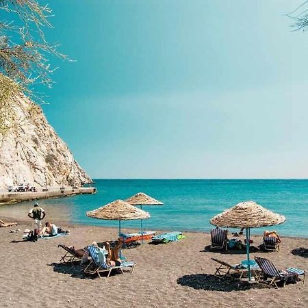 Santorini Seaside Retreat - Flora'S Summer Escape Perissa  Ngoại thất bức ảnh
