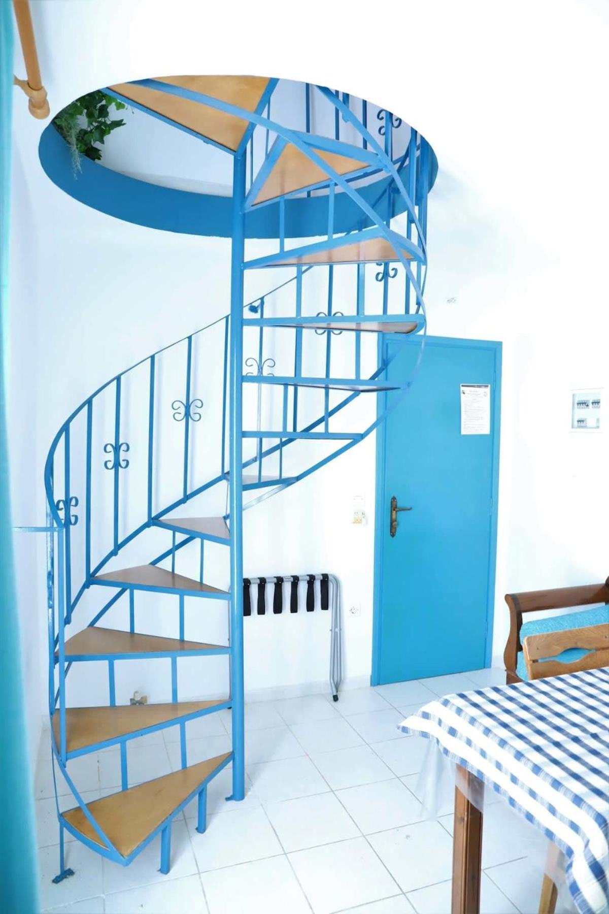Santorini Seaside Retreat - Flora'S Summer Escape Perissa  Ngoại thất bức ảnh