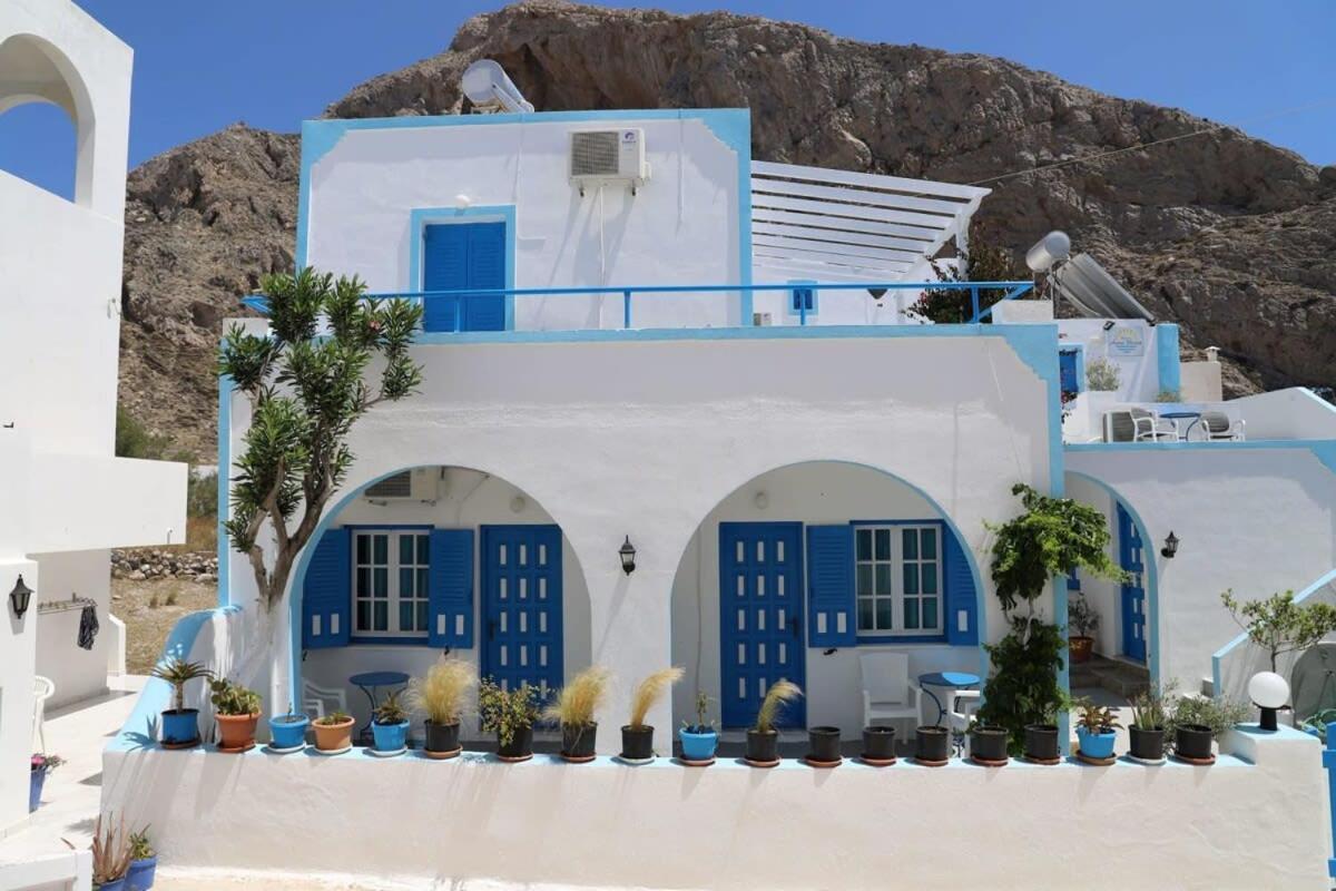 Santorini Seaside Retreat - Flora'S Summer Escape Perissa  Ngoại thất bức ảnh