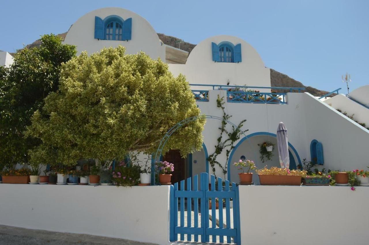 Santorini Seaside Retreat - Flora'S Summer Escape Perissa  Ngoại thất bức ảnh